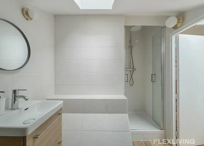 Appartamento 7e - Elegant Near Eiffel Tower & Seine Parigi